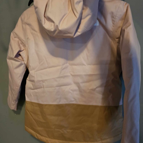 North face jacket - Picture 3 of 4